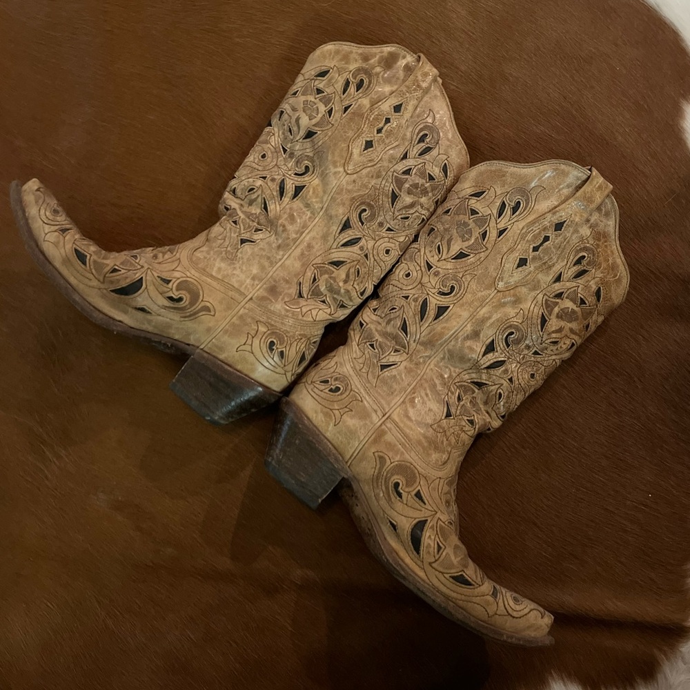Tan Western Cowboy Boots